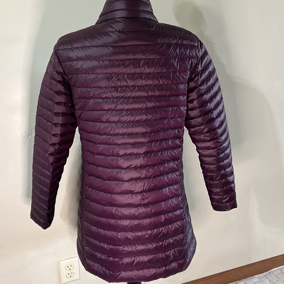 Ultra light packable down coat - Picture 2 of 9